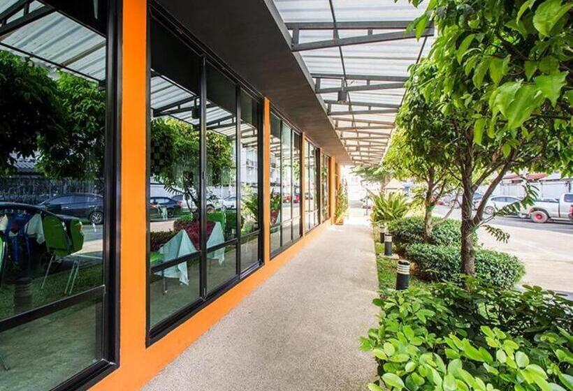 فندق B2 Chiang Rai Boutique & Budget