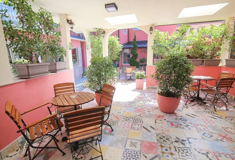 Boutique Hotel Asteria