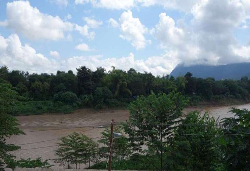 ホテル Namkhanriverside