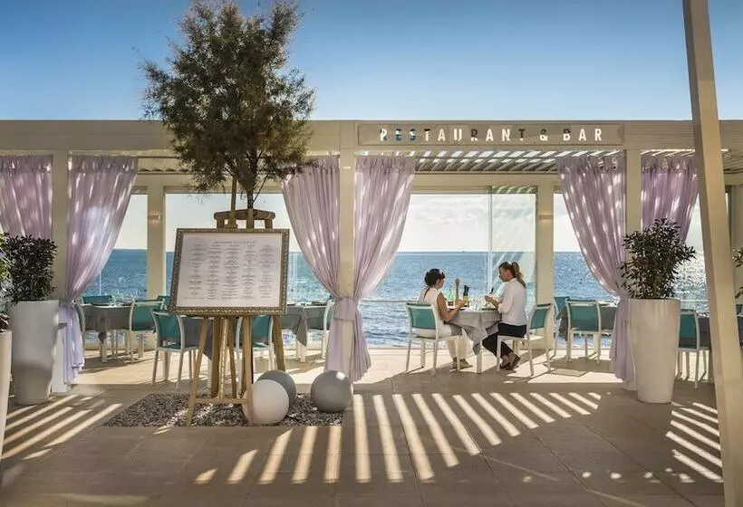 Hotelli Rivalmare Boutique