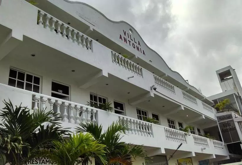 田舎風ホテル Villa Antonia