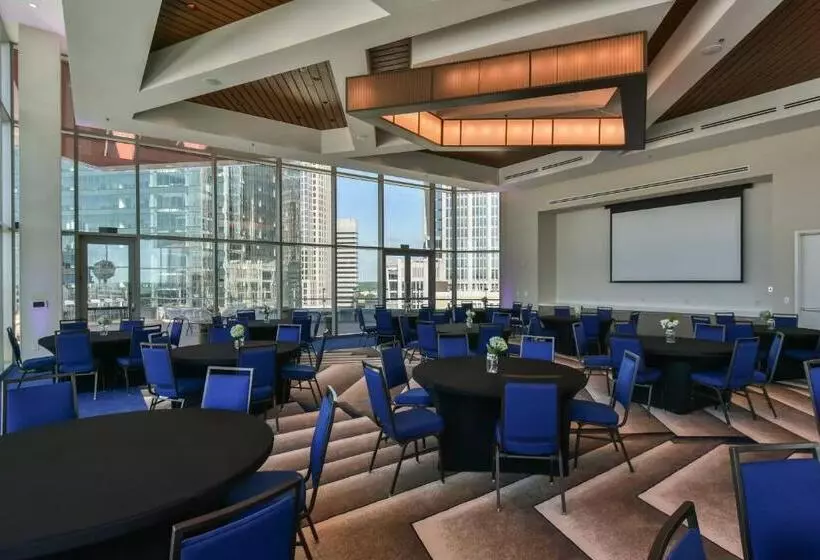 Hotelli Springhill Suites By Marriott Charlotte City Center