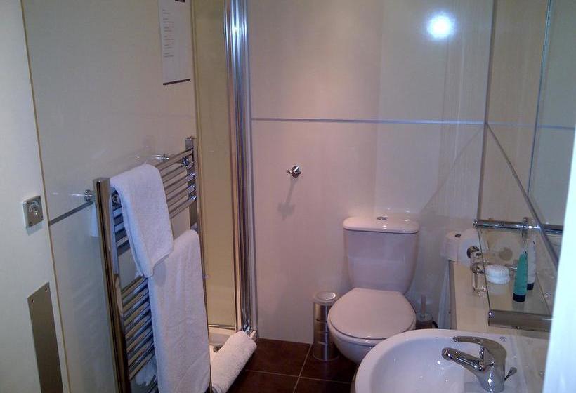 هتل The Northfield House