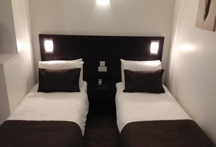 هتل The Northfield House