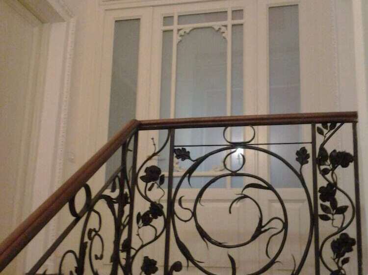 پانسیون Little Garden Donatello