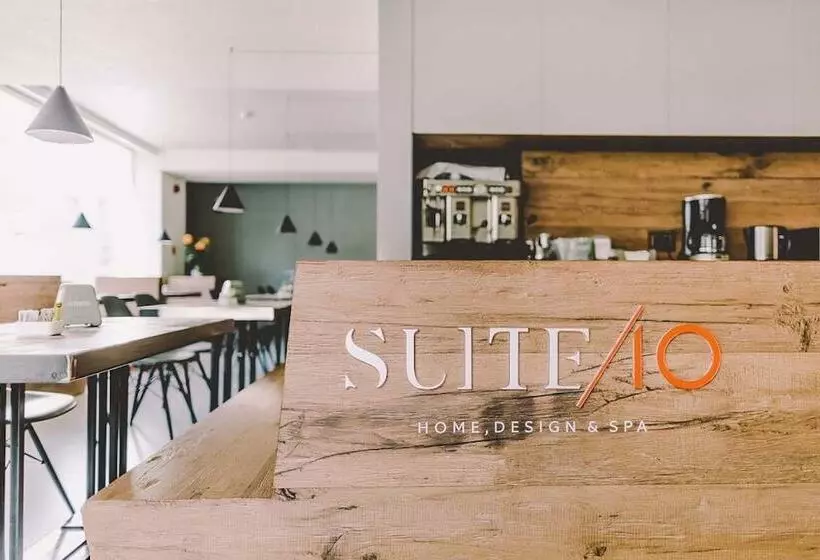 پانسیون Suite 10 Home Design & Spa
