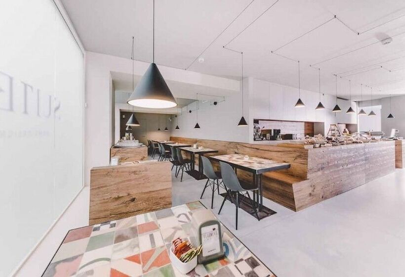 پانسیون Suite 10 Home Design & Spa