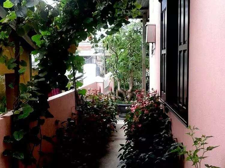 پانسیون Thu Bon Riverside Homestay