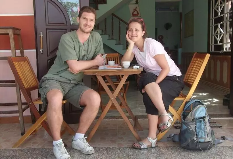 پانسیون Thu Bon Riverside Homestay
