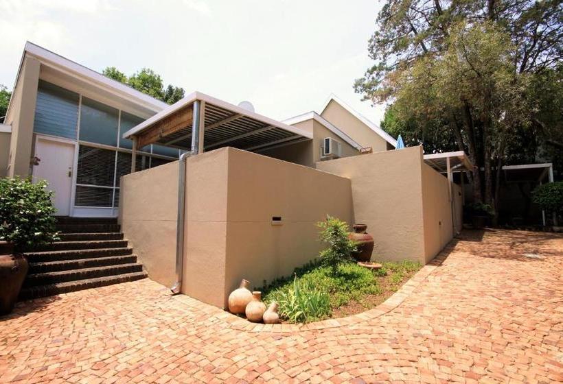 Stay2live Monument Park