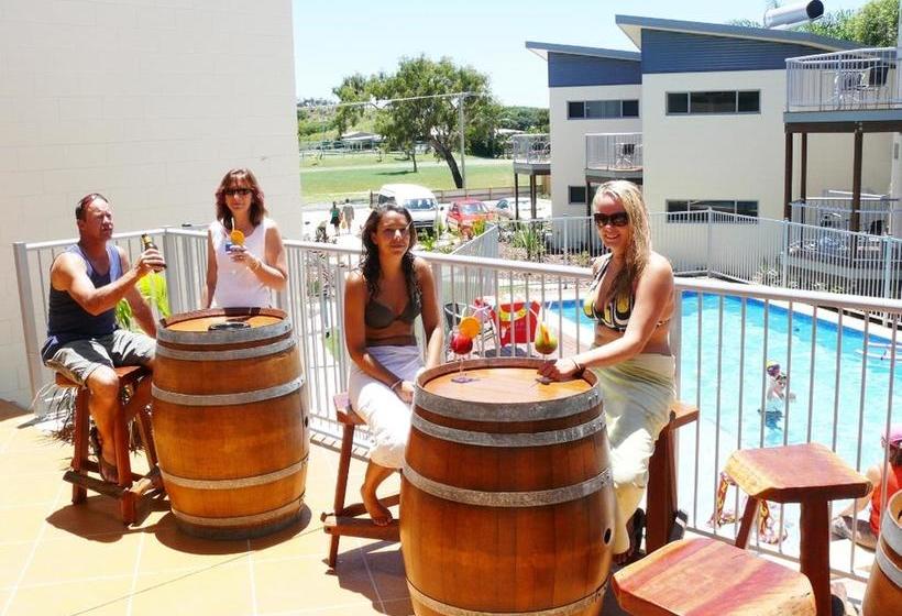 旅馆 Emu's Beach Resort