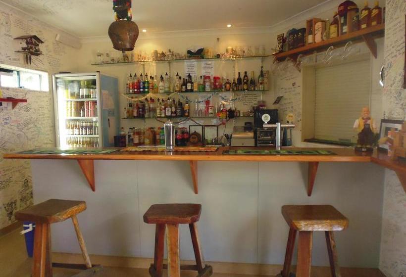 旅馆 Emu's Beach Resort