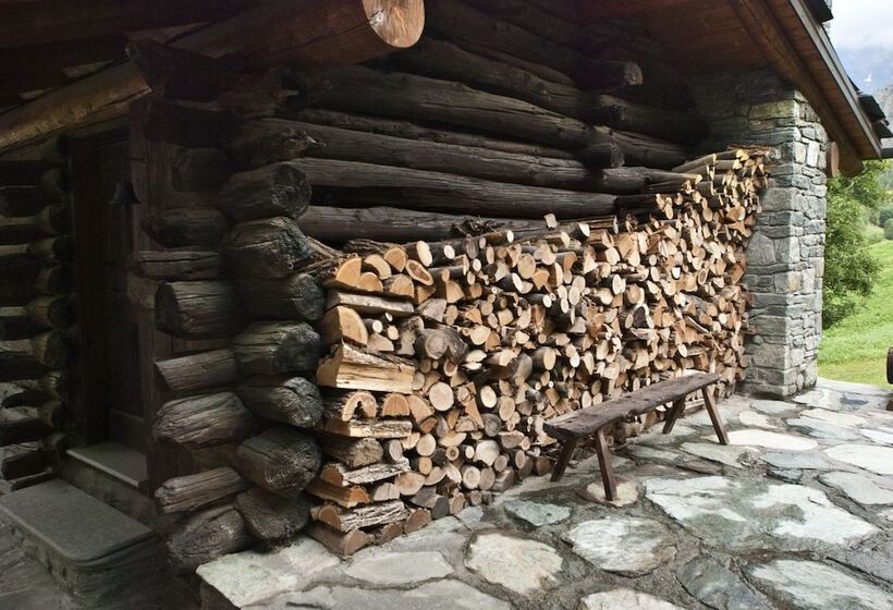 مبيت وإفطار Locanda4