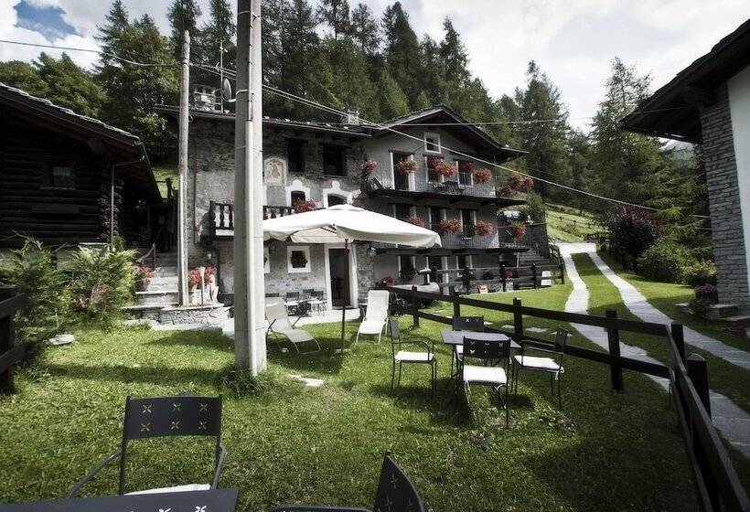 مبيت وإفطار Locanda4