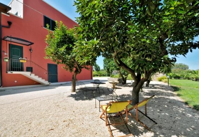 住宿加早餐  Tenuta Monaci La Murra