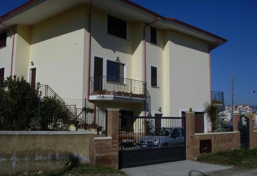 مبيت وإفطار Yellow House