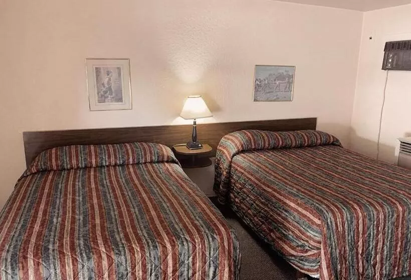 Evergreen Motel