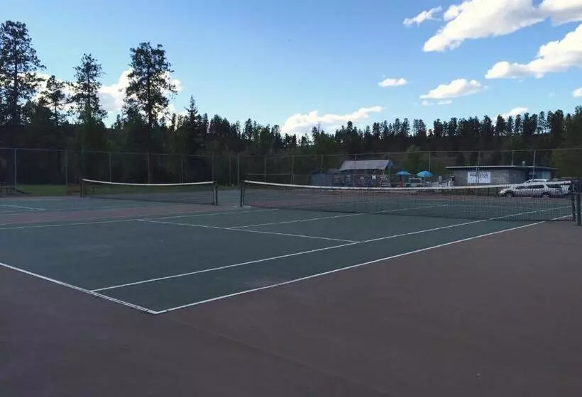 Evergreen Motel