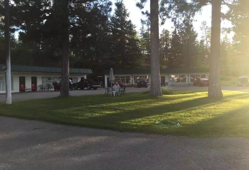 Evergreen Motel