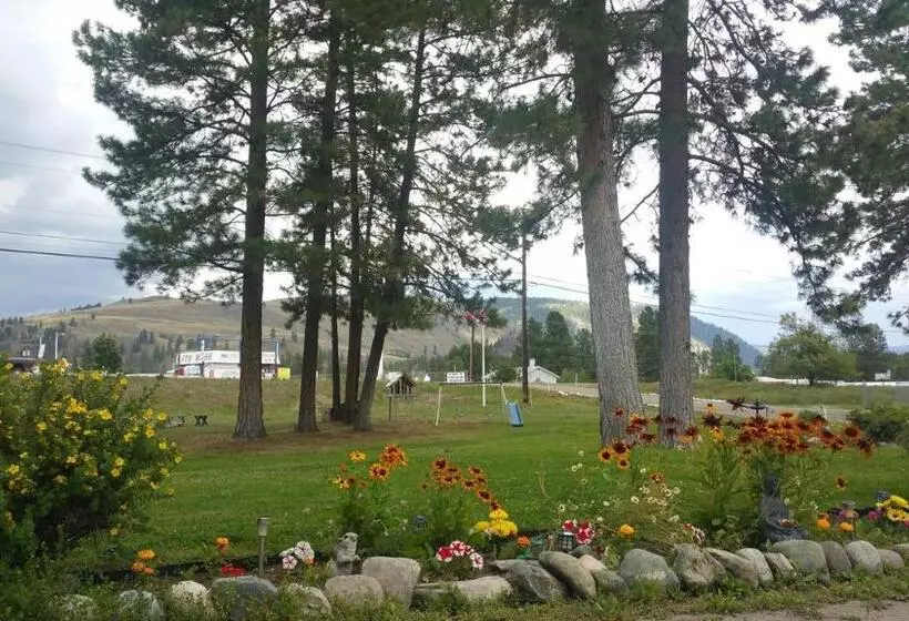 Evergreen Motel