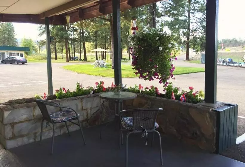 Evergreen Motel