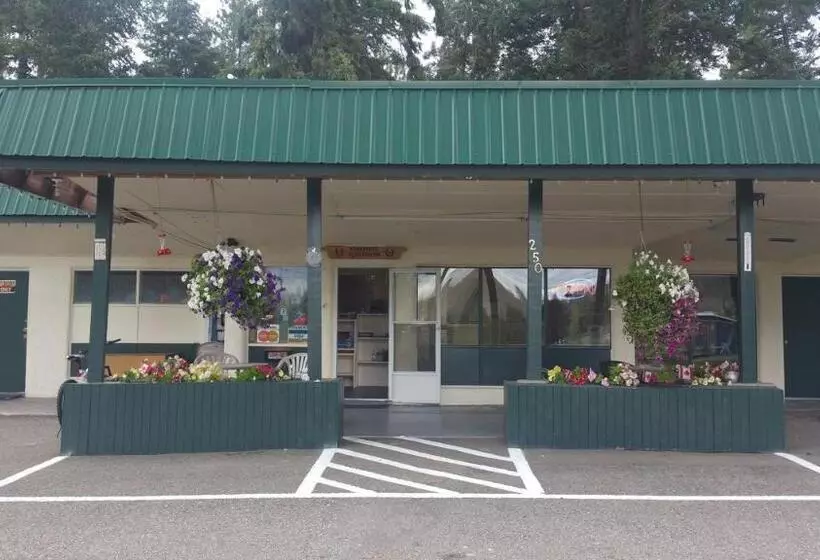 Evergreen Motel
