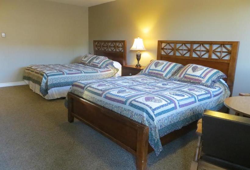 Fundy Line Motel