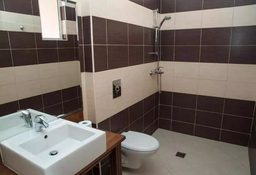 Hostel Izida 2