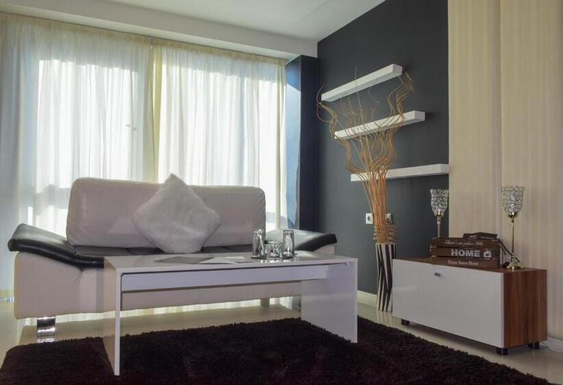 בית מלון כפרי Acktion