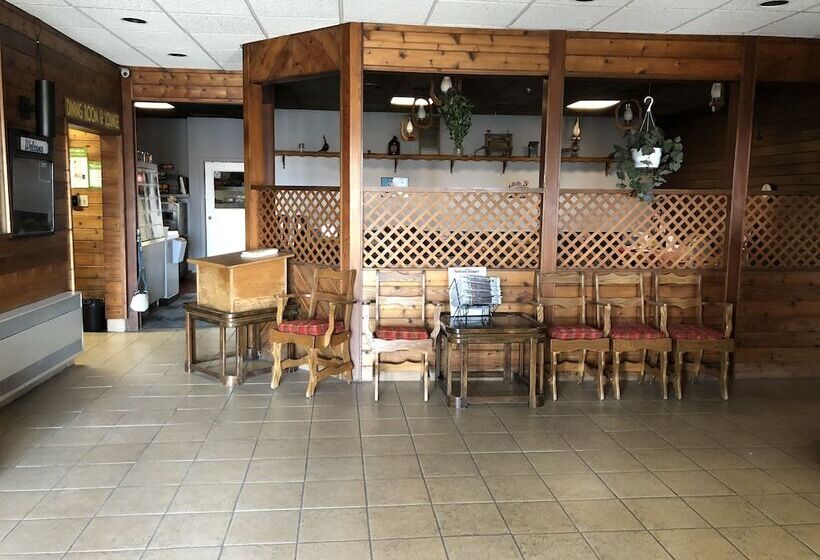 Hotel Agassiz Park Lodge