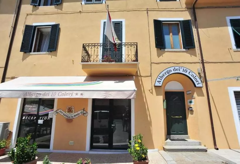 ホテル Albergo Dei 10 Colori
