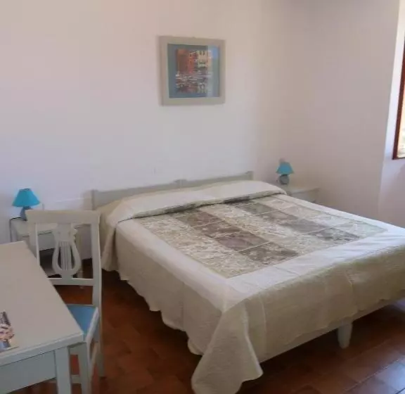 ホテル Albergo Dei 10 Colori