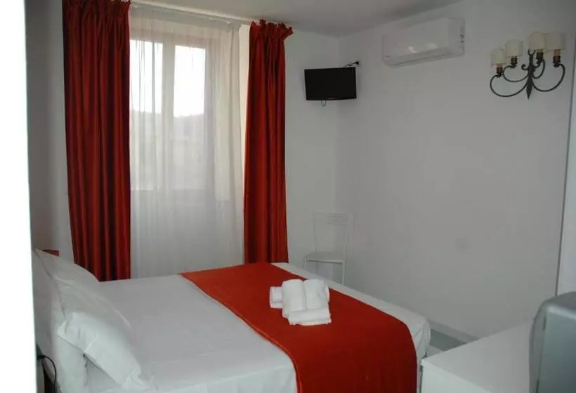 ホテル Albergo Dei 10 Colori