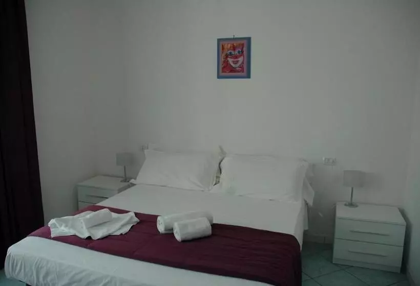 ホテル Albergo Dei 10 Colori