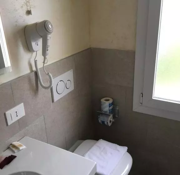 هتل Albergo Rosa