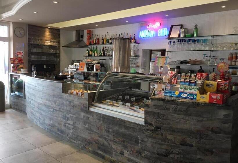 Hotelli Albergo Rosa