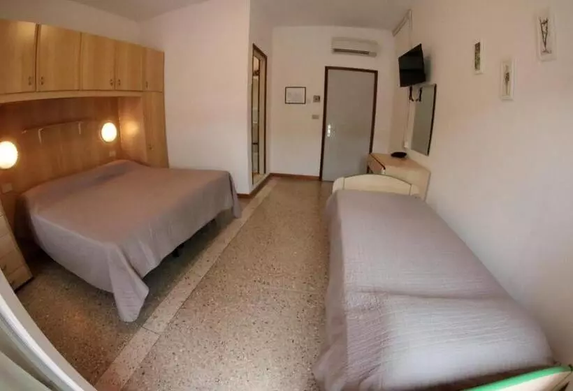 هتل Albergo Rosa