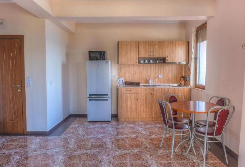 فندق Fantasy Beach