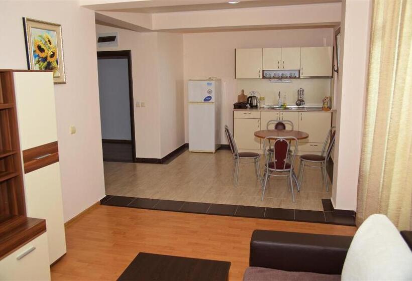 فندق Fantasy Beach