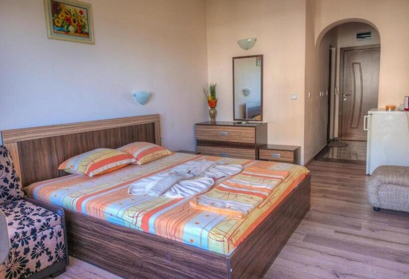 فندق Fantasy Beach