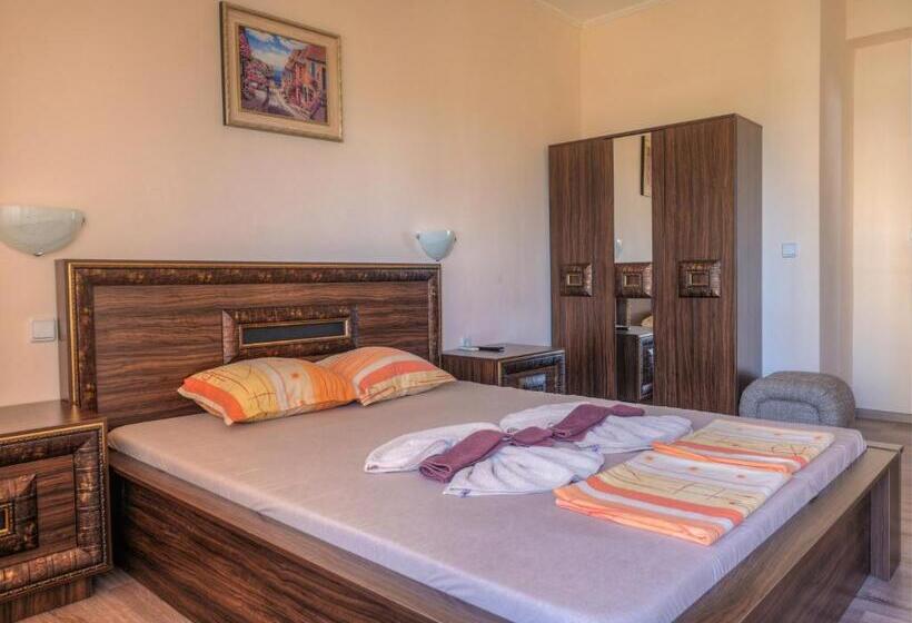 فندق Fantasy Beach