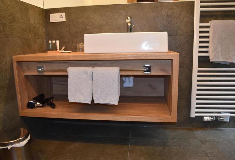 Отель Garni Des Alpes