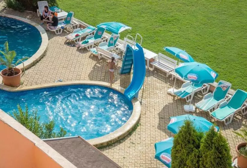 ホテル Lozenets Resort