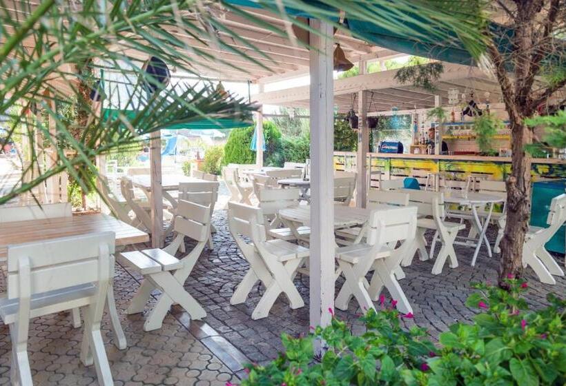 فندق Lozenets Resort