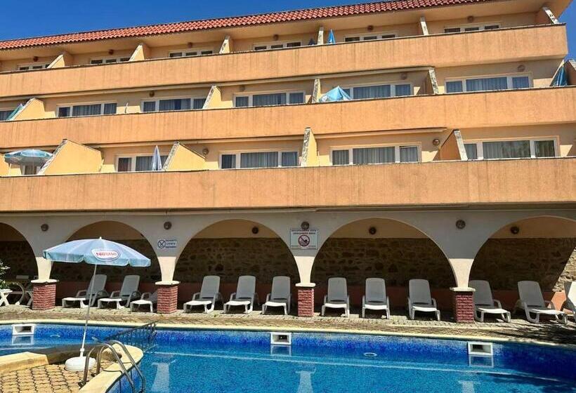 فندق Lozenets Resort