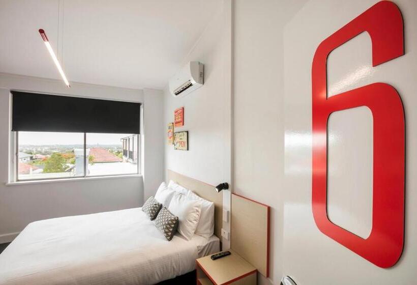 فندق Nightcap At Camp Hill