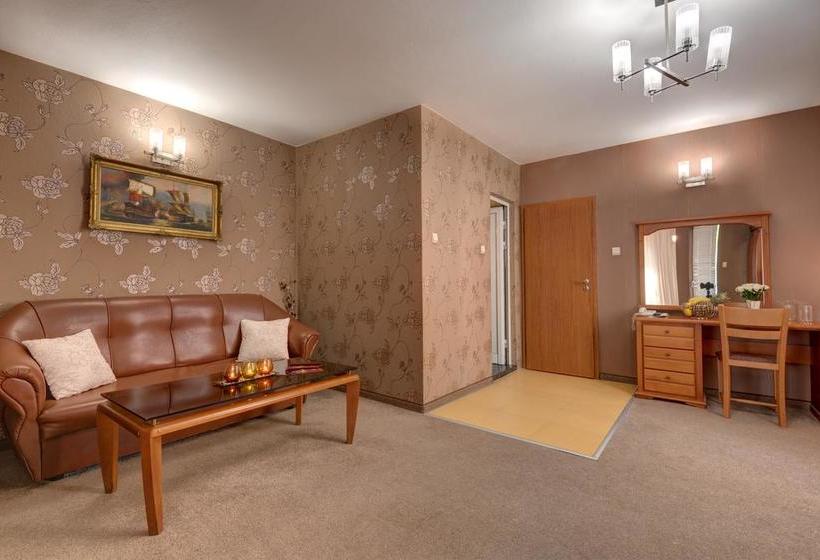 Family Hotel Prestige