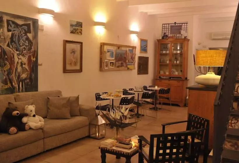 Hotelli Villa Pimpina