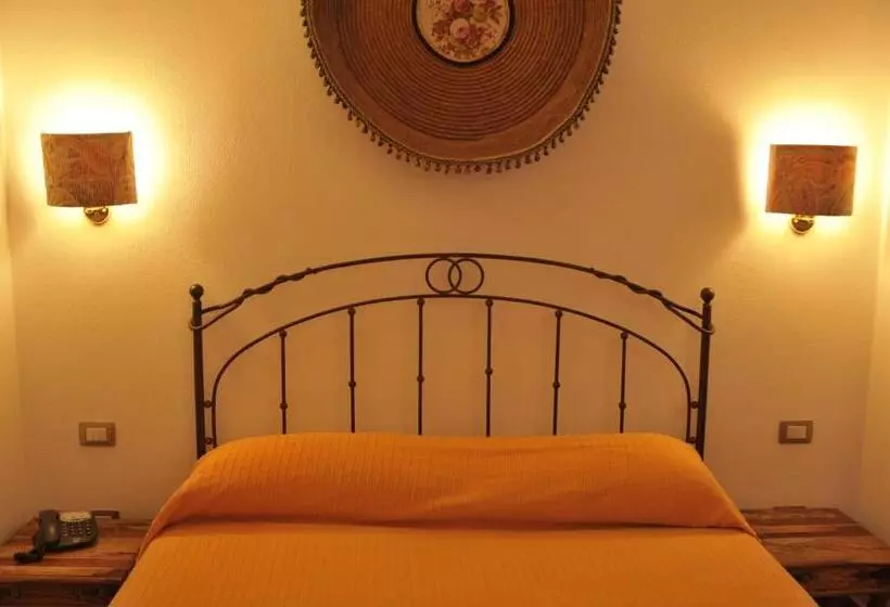 Hotelli Villa Pimpina