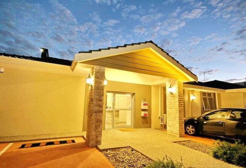 モーテル Gallery